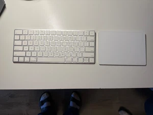 Apple A1535 Trackpad + A1644 Keyboard Combo - Picture 1 of 6