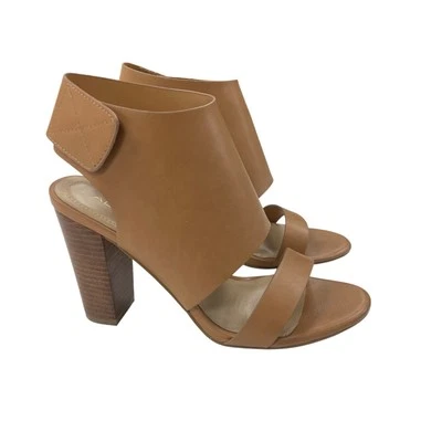 Sandalia de tacón bloque tostado de cuero sintético Aldo para mujer 7 Foto 1 de 4