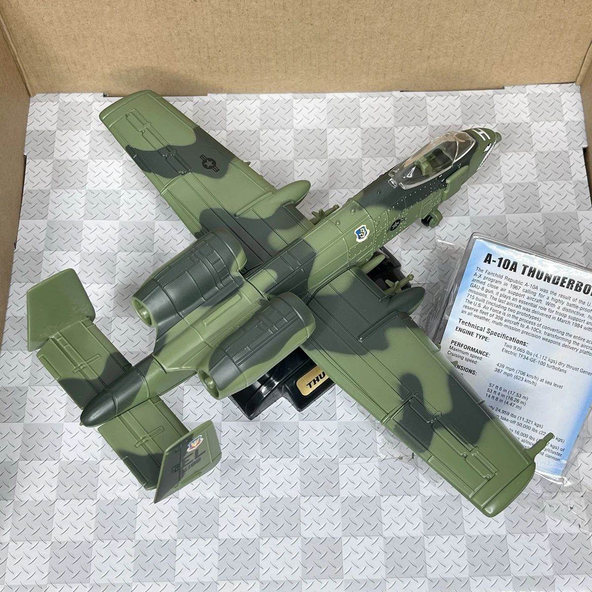 HM A-10 Thunderbolt II 1/72 ダイキャストモデル A-10A Thunderbolt II 1:72 Diecast Model - Hobby Master HM-HA1335