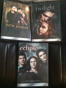 Twilight Saga DVD Lot New Moon, Eclipse, Twilight 3 Disks DVD set - Foto 1 di 4