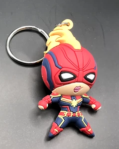 PORTE CLE KEYCHAIN DISNEY DISNEYLAND PARIS MISS CAPTAIN MARVEL - Picture 1 of 2