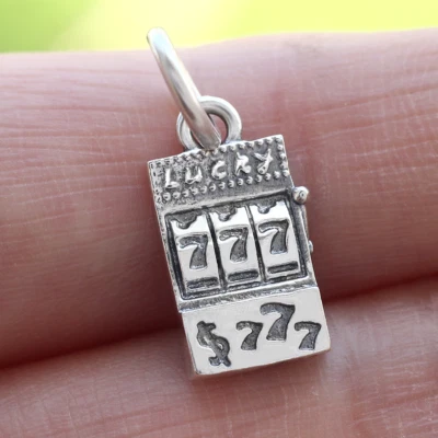 925 Sterling Silver Slot Machines Casino Game Charm Pendant One Armed Bandit New - Image 1 of 4