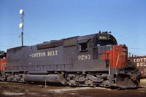 COTTON BELT 9293 FORT WORTH TX 1977 KODACHROME TRAIN SLIDE - Picture 1 of 1