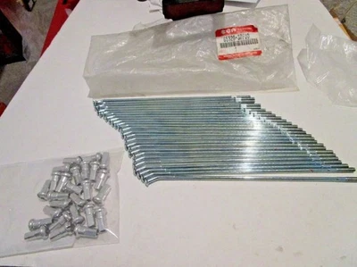 Juego de radios SUZUKI RM125 RM250 2001-2006 NOS boquilla cantidad26 65320-37F00 Foto 1 de 4