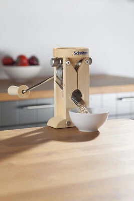 Schnitzer Flockenquetsche Campo Flocker Getreideflocker - Steinwalzen - Bild 1 von 4