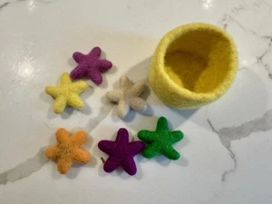 Lovevery Felt Stars The Companion Play Kit Months 22, 23, 24 No Tweezers - Picture 1 of 1
