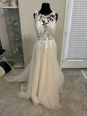 Vestido de novia Allure "Anniston" marfil, encaje talla 10 Foto 1 de 4