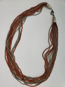 NATIVE AMERICAN CORAL AND GRAY FINE BEAD 12 STRAND HEISHI NECKLACE 20" LONG - Bild 1 von 6