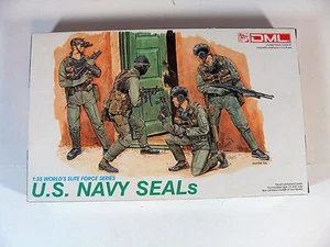DRAGON MODELS 1:35 SCALE ELITE FORCE U.S. NAVY SEALS MODEL FIGURES - Picture 1 of 1