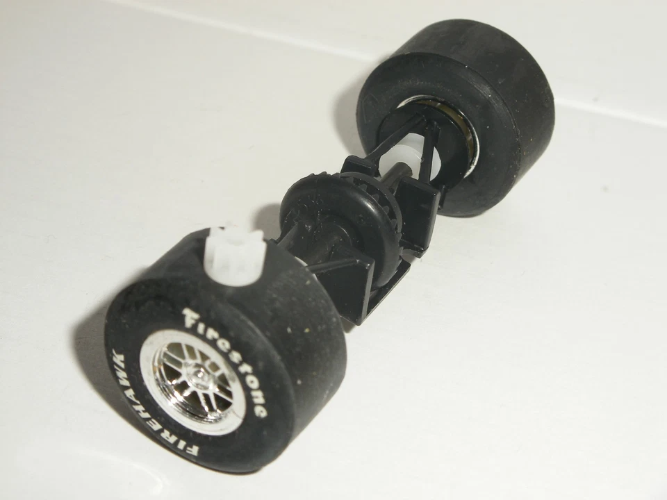 Scalextric - W8688 Dallara Indycar Chrome Rear Axle & Pinion - NEW - Image 1 of 1