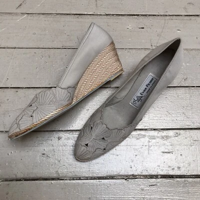 De Colección Evan-Picone España Tacón de Cuña Gris Claro Bordado Floral Años 60 70 8 N Foto 1 de 4