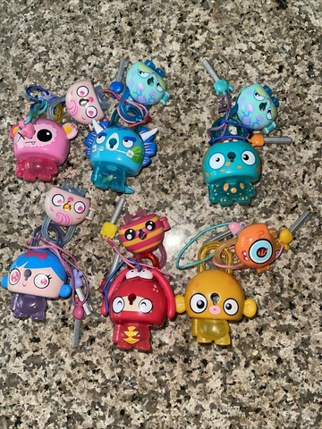 HASBRO Lock Stars Lot of Key Chains, Keys & Charms + Mini Locks Lot Of 12 Cover