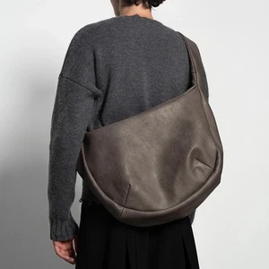 Retro Casual Men's Large-Capacity One-Shoulder Tote Bag Pleated Wandering Bag - Picture 1 of 14