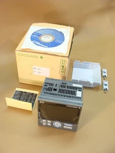 NEU Yokogawa UT55A Digitalanzeige Temperaturregler - Bild 1 von 10