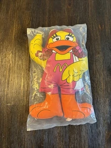 Paño de peluche vintage Birdie The Early Bird 1987 12" MCDONALD'S nuevo sellado - Imagen 1 de 2