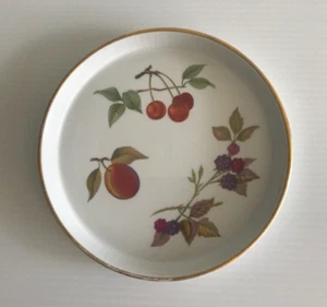 Royal Worcester England Evesham Shortbread Flan Dish Gold Trim Fluted Edge 18cm - Bild 1 von 8