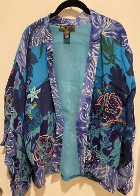 Chaqueta de noche floral con cuentas Foto 1 de 4