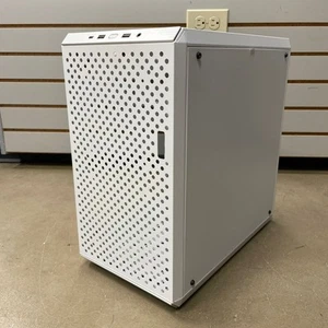 Cooler Master Q300L V2 White mATX Q300LV2-WGNN-S00 PC Case - Afbeelding 1 van 8