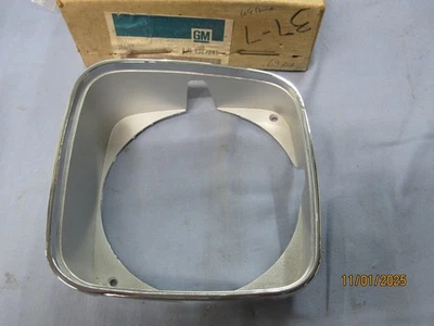 НОВЫЙ ИЗ СТАРЫХ ЗАПАСОВ 1969 Buick LESABRE WILDCAT ELECTRA ОБОДОК ФАРЫ ДВЕРЬ LH GM 1387241 - Изображение 1 из 4