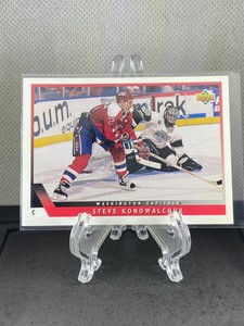 1993-94 Upper Deck Hockey Steve Konowalchuk #28