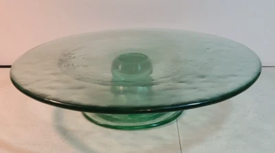 Pedestal de vidrio verde pesado de 12" soporte para pasteles vintage Foto 1 de 4