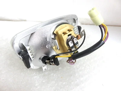 OEM Piaggio Free 50 1999-2002 Scheinwerfer Einheit Pn 293102 Broken Sockel - Bild 1 von 3