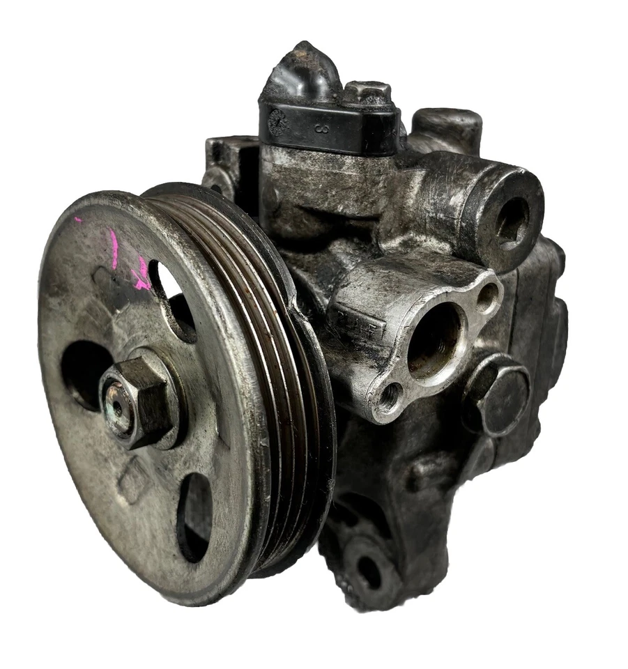 Bomba de dirección asistida Honda Civic 2001-2005 1,7 L Foto 1 de 4