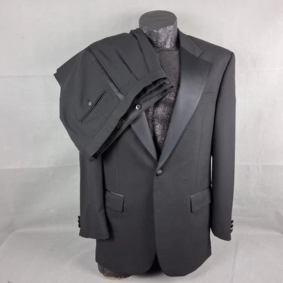 Мужской костюм для официальных приемов Jos A Bank смокинг 41L черная шерсть 1 приклад атласная полоса 34x33 - Изображение 1 из 4