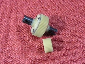 Team Associated RC10 B6 B6D Gear Differential W/ Idler Gear. RC Buggy Parts - Picture 1 of 4