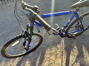 Diamondback Blue Sorrento 78 Mountain Bike - Picture 1 of 7