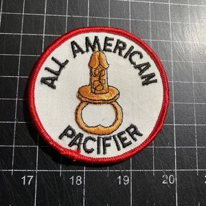 Chupete Americano Parche Redondo Bordado Años 70 De Colección Nuevo Antiguo Stock Sexo Hippie - Imagen 1 de 3