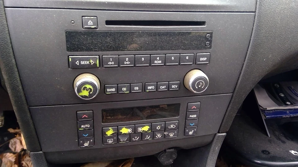 Alternador usado compatible con: Buick Lacrosse 2006 3,6 grado C Foto 1 de 4