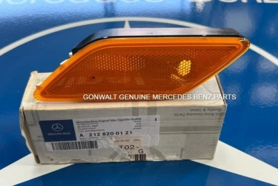 Luz de señalización lateral original Mercedes Benz clase E 2010-2013 OE 2128200121 Foto 1 de 3
