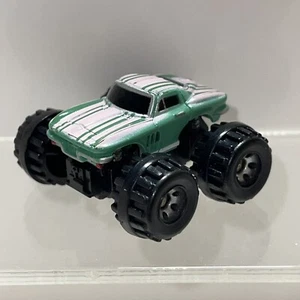 Micro Machines 4x4 Monster Truck 1964 '64 Corvette Chevy Stingray Galoob 1987 - Imagen 1 de 5