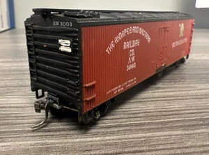 HO Scale Refrigerator Car Ahnapee & Western w/Kadee Couplers 1:87 Loose RTR - Picture 1 of 5