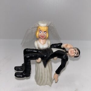 Wilton Humorous WEDDING CAKE TOPPER Reluctant Groom Carried By Bride Vtg 1987