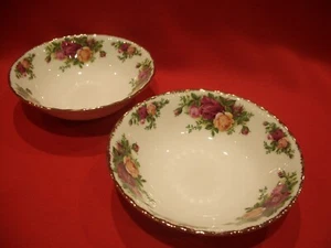 2 X ROYAL ALBERT 1962 ENGLAND ~~ OLD COUNTRY ROSES ~~ 6" CEREAL / DESSERT BOWLS - Picture 1 of 5