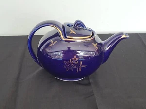 Vintage Hall Teapot 6 Cup 0743 Hook Lid Cover Cobalt Blue Gold Trim Accent USA - Picture 1 of 8