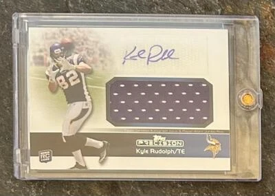 Camiseta Jumbo 2011 Topps Precision #RAJR-KR Kyle Rudolph Rookie Auto Foto 1 de 2