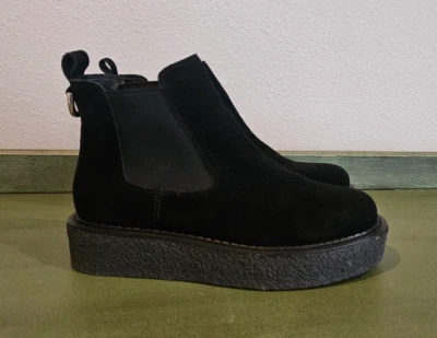 Aerosoles Women Black Chelsey Suede Platform Chelsea Boots Nearly New 8M - Image 1 of 4