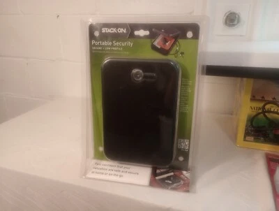 Stack On portable security locking steel box with keys - Image 1 of 4