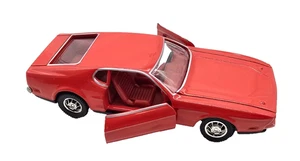 CORGI DIECAST RED COLOURED FORD MUSTANG MACH 1 007 JAMES BOND 1/43 - Picture 1 of 5