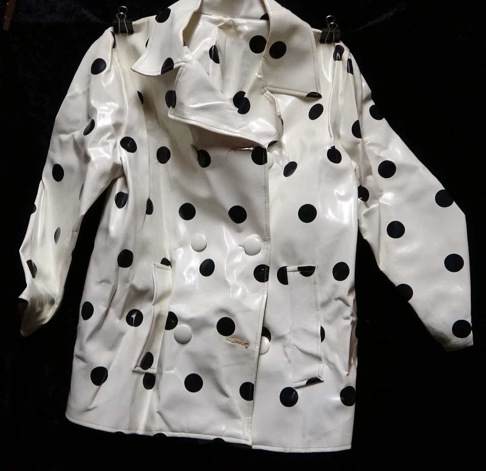 🕊️ Impermeable Vintage Blanco y Negro Lunares Doble Pecho con Gorro a Juego Foto 1 de 4