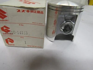 NOS OEM Suzuki Piston (54.25mm) 1981-1983 RM125 12110-14113-025 1ST OVER - Picture 1 of 3