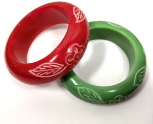 Vtg Pair Carved Bangles Bracelet Flower Leaf Fakelite Green Red 3.5" ID 3/4" W - Picture 1 of 12
