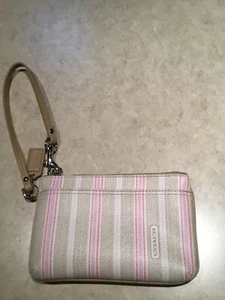 Coach Legacy Weekend Ticking Stripe Wristlet Clutch Zip Wallet Cream Pink w Tag - Bild 1 von 3
