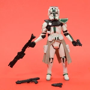 Star Wars 3.75" Revenge of the Sith #33 Green Clone Commander As Shown UG5 - Picture 1 of 2