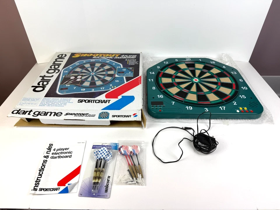 Tablero de dardos electrónico Sportcraft de colección 4 juegos, dardos adicionales incluidos nuevo en caja # 79026 Foto 1 de 4