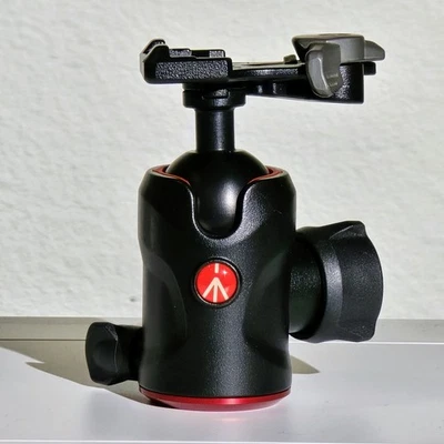 Used Manfrotto 496 Compact Ball Head with 200PL-PRO ARCA-Compatible QR Plate - Image 1 of 4