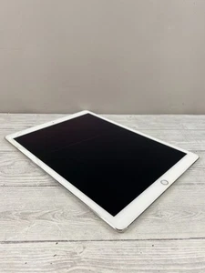 Apple iPad Pro 2017 (A1670)- 12.9" - 256GB -Wi-Fi Only - Silver (Cracked Screen) - Picture 1 of 10